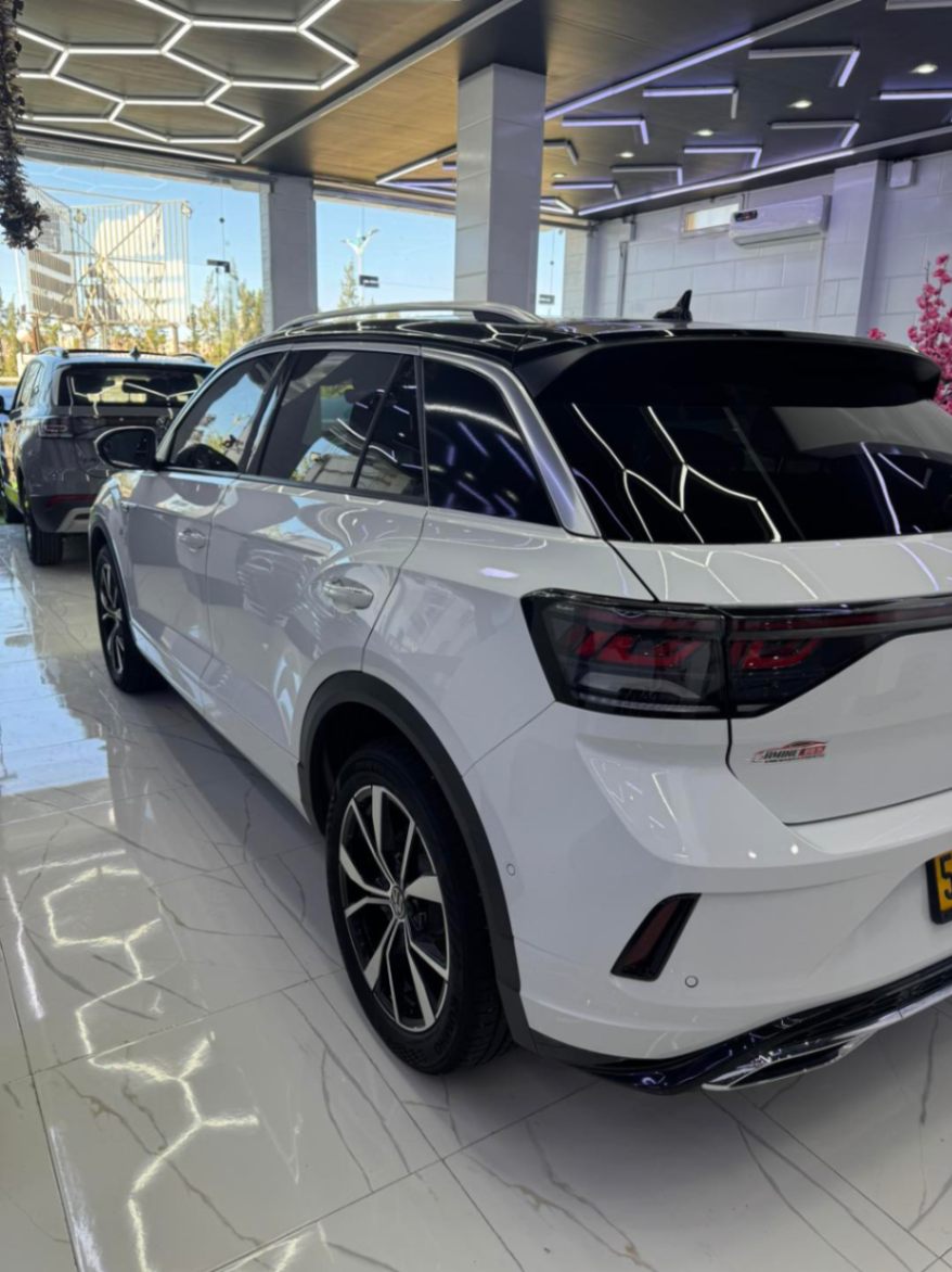 Volkswagen T-ROC FULL OPTION 2024 chez Amine Auto
