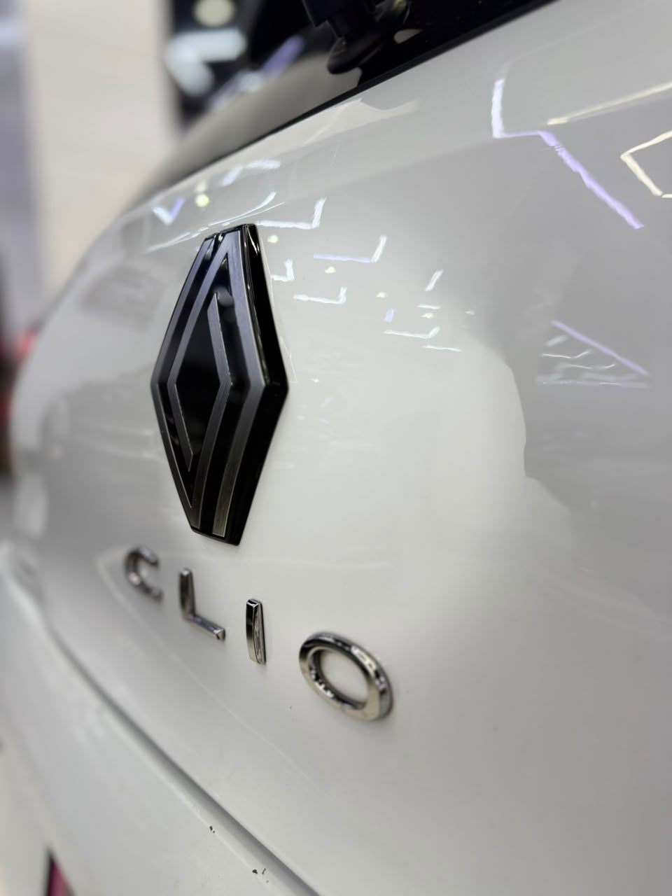 RENAULT CLIO_5 EVOLUTION 2024 chez Amine Auto