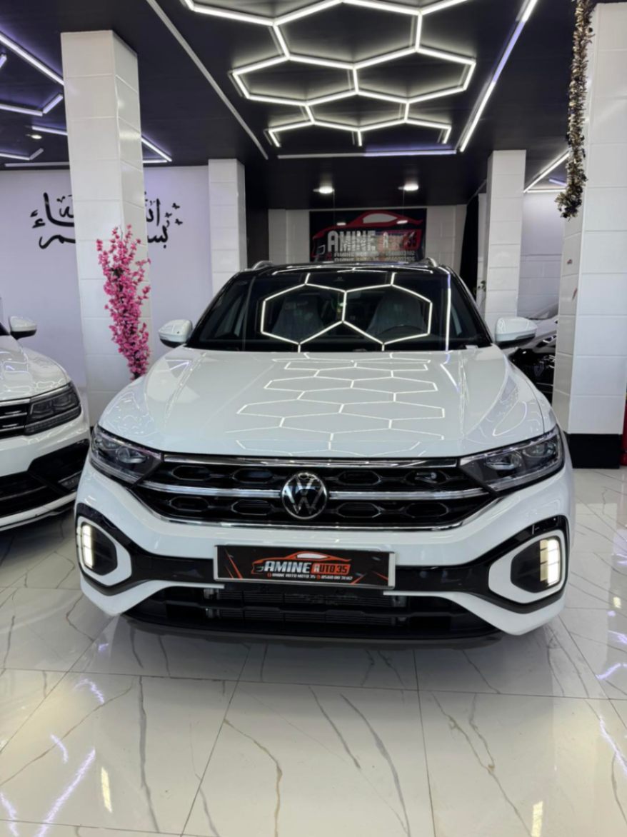 Miniature de Volkswagen T-ROC FULL OPTION chez SARL 2S Auto Alger - 2